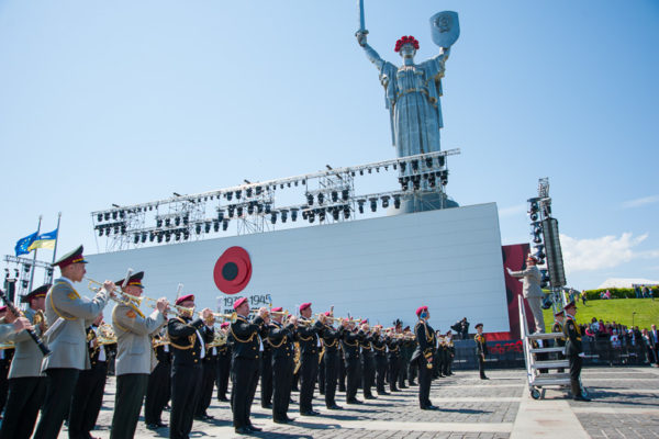 Организация мероприятия "Парад военных оркестров"